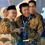 Gubernur Babel Hidayat Arsani Raih Penghargaan Nasional Validitas Data Pendidikan Terbaik 1